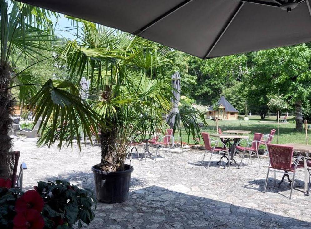 Hotel - Restaurant Le Moulin De Villiers Nouan-le-Fuzelier ภายนอก รูปภาพ