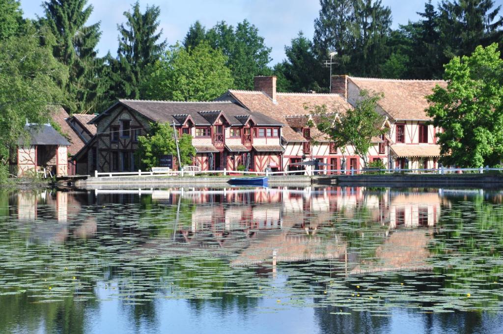 Hotel - Restaurant Le Moulin De Villiers Nouan-le-Fuzelier ภายนอก รูปภาพ