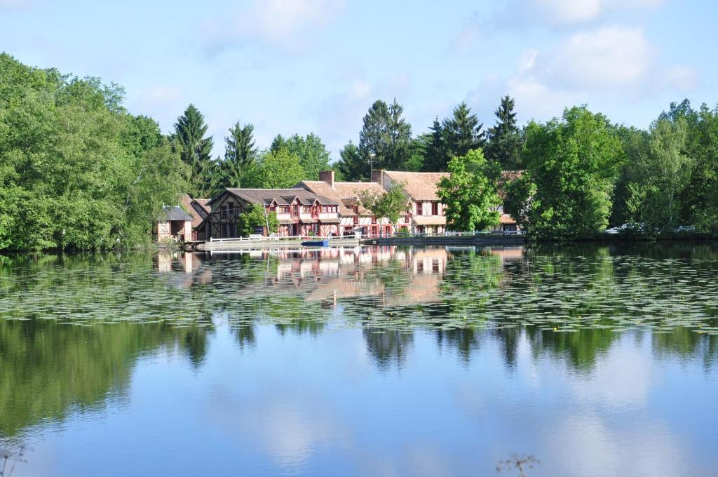 Hotel - Restaurant Le Moulin De Villiers Nouan-le-Fuzelier ภายนอก รูปภาพ