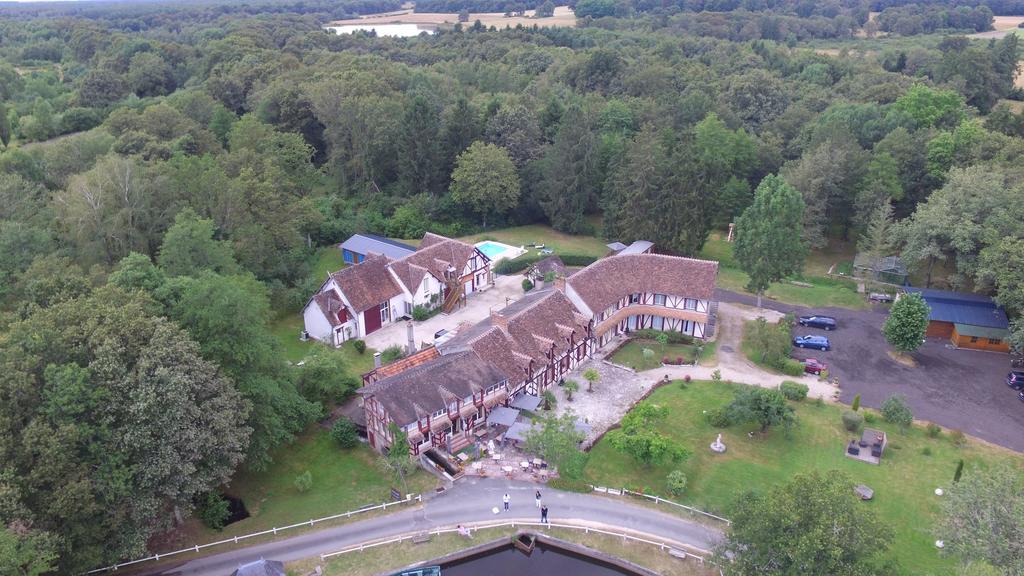 Hotel - Restaurant Le Moulin De Villiers Nouan-le-Fuzelier ภายนอก รูปภาพ