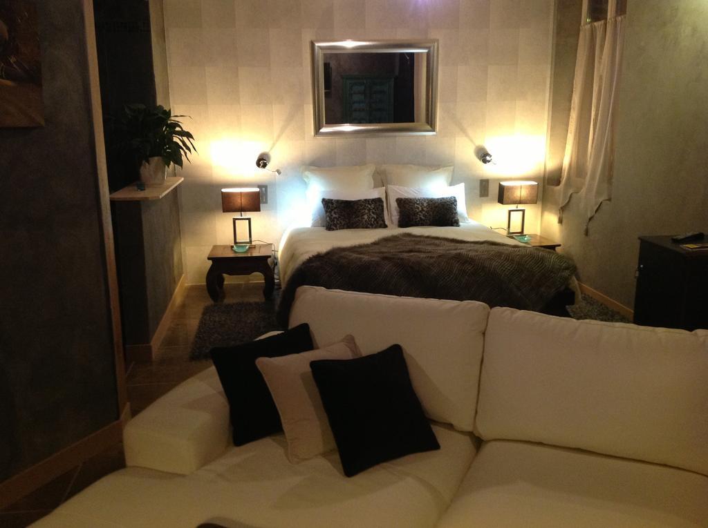 Hotel - Restaurant Le Moulin De Villiers Nouan-le-Fuzelier ภายนอก รูปภาพ