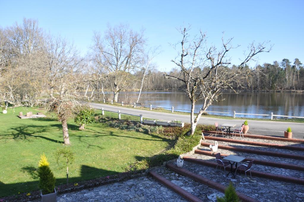 Hotel - Restaurant Le Moulin De Villiers Nouan-le-Fuzelier ภายนอก รูปภาพ