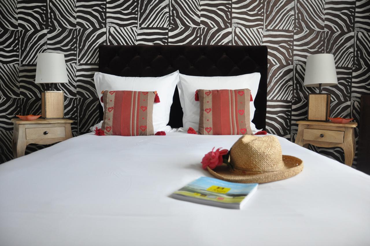 Hotel - Restaurant Le Moulin De Villiers Nouan-le-Fuzelier ภายนอก รูปภาพ