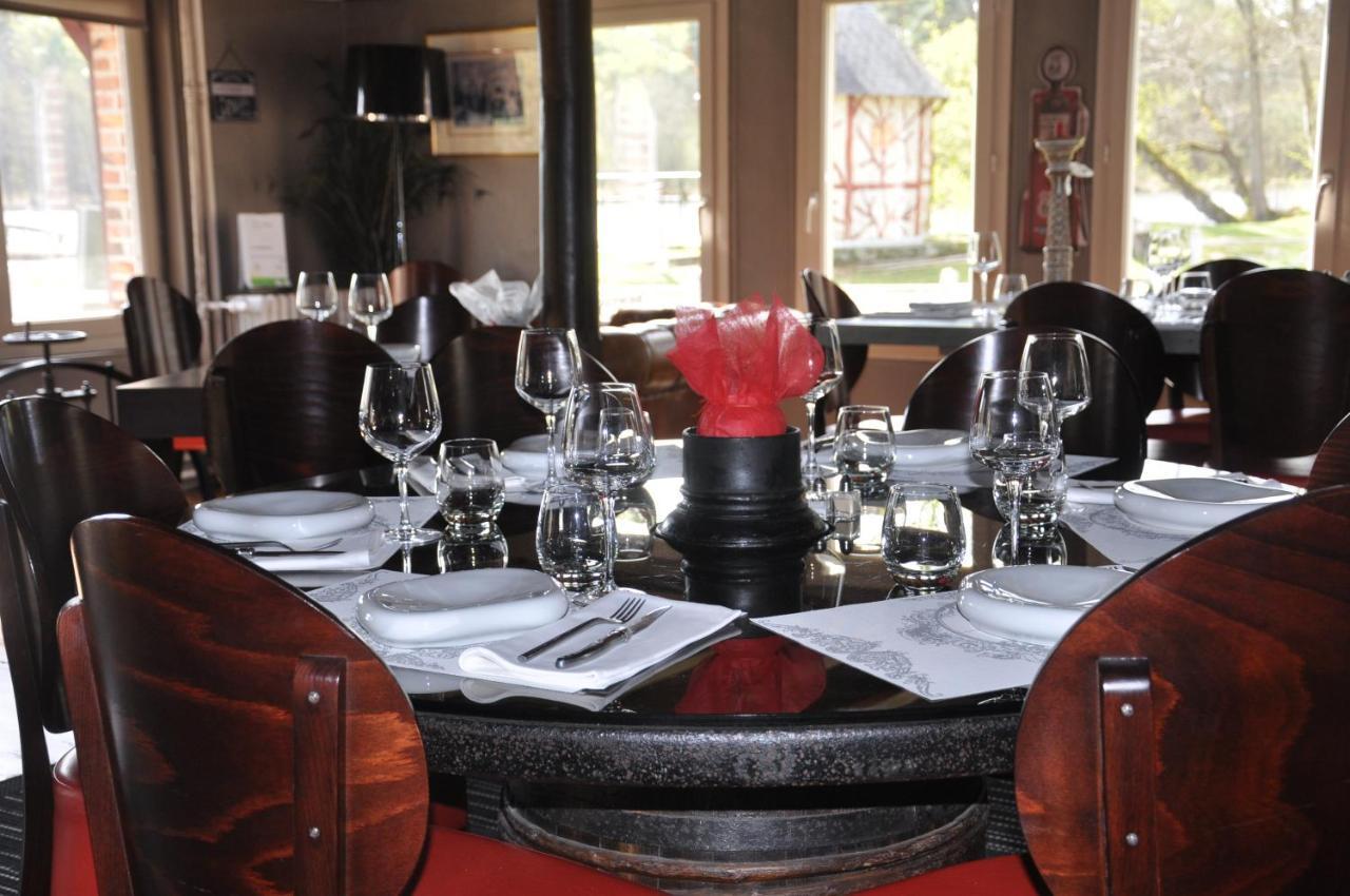 Hotel - Restaurant Le Moulin De Villiers Nouan-le-Fuzelier ภายนอก รูปภาพ